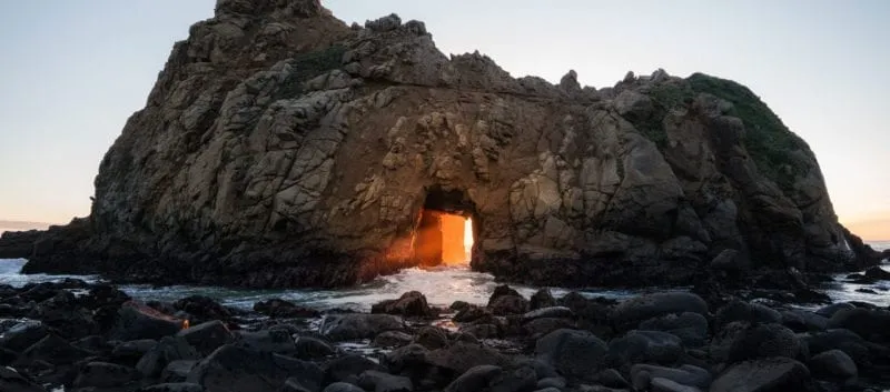 Doorway in a moment